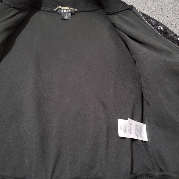 DKNY sweater size XS - Picture 6 of 9